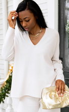 Load image into Gallery viewer, Claudia Knit V-Neck Pullover Tunic (Winter White)
