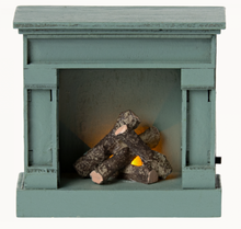 Load image into Gallery viewer, Maileg Fireplace - Vintage Blue
