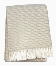 Load image into Gallery viewer, Classic Grain of Rice Woven Throw (8 Colors)
