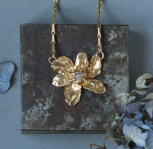 Load image into Gallery viewer, Emilie Shapiro Starflower Solo Pendant
