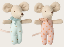 Load image into Gallery viewer, Maileg Baby Mice Twins
