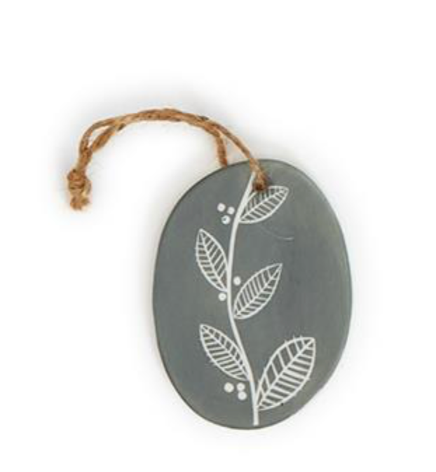 Oval Porcelain Quote Ornament  (10 Styles)
