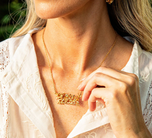 Load image into Gallery viewer, Capucine de Wulf Meadow Cluster Necklace
