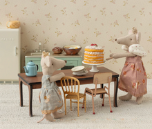 Load image into Gallery viewer, Maileg Party Cake With Stand
