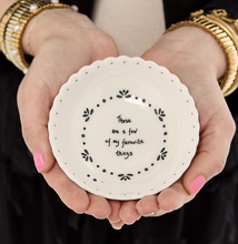 Load image into Gallery viewer, Sweet Sayings Trinket Scallop Dish -  4 Styles
