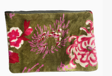 Load image into Gallery viewer, Rome Velvet Pouch (6 Styles)
