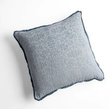 Load image into Gallery viewer, IN STOCK Bella Notte Linens Vienna 18"x18" Throw Pillow, Cloud
