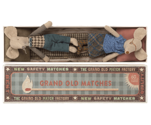 Load image into Gallery viewer, Maileg Grandma and Grandpa Mice in Matchstick Box
