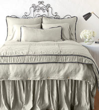 Load image into Gallery viewer, Bella Notte Linens Paloma Blanket
