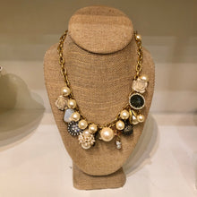 Load image into Gallery viewer, Lenora Dame Briar Charm Necklace
