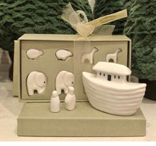 Load image into Gallery viewer, Minature Noah&#39;s Ark Porcelain Set
