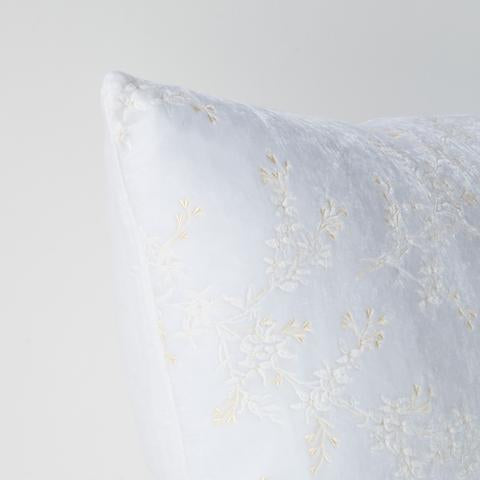 Bella Notte Linens Lynette Accent Pillow, 15x24
