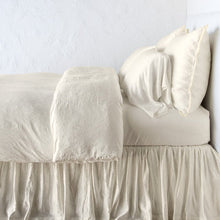 Load image into Gallery viewer, Bella Notte Linens Paloma Duvet Cover
