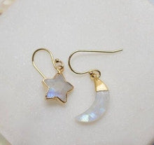 Load image into Gallery viewer, Moon and Star Mismatched Drop Earrings
