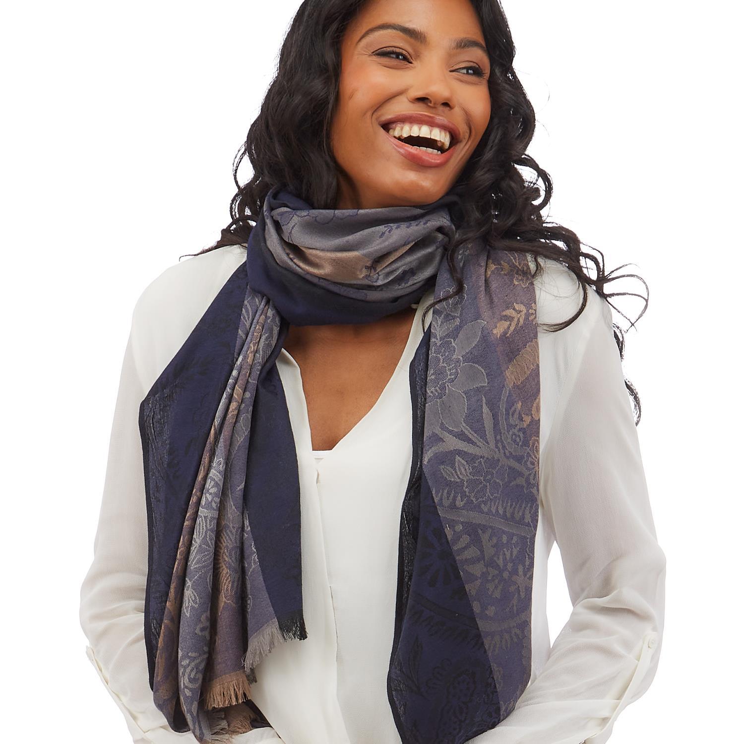 Jacquard Woven Scarf